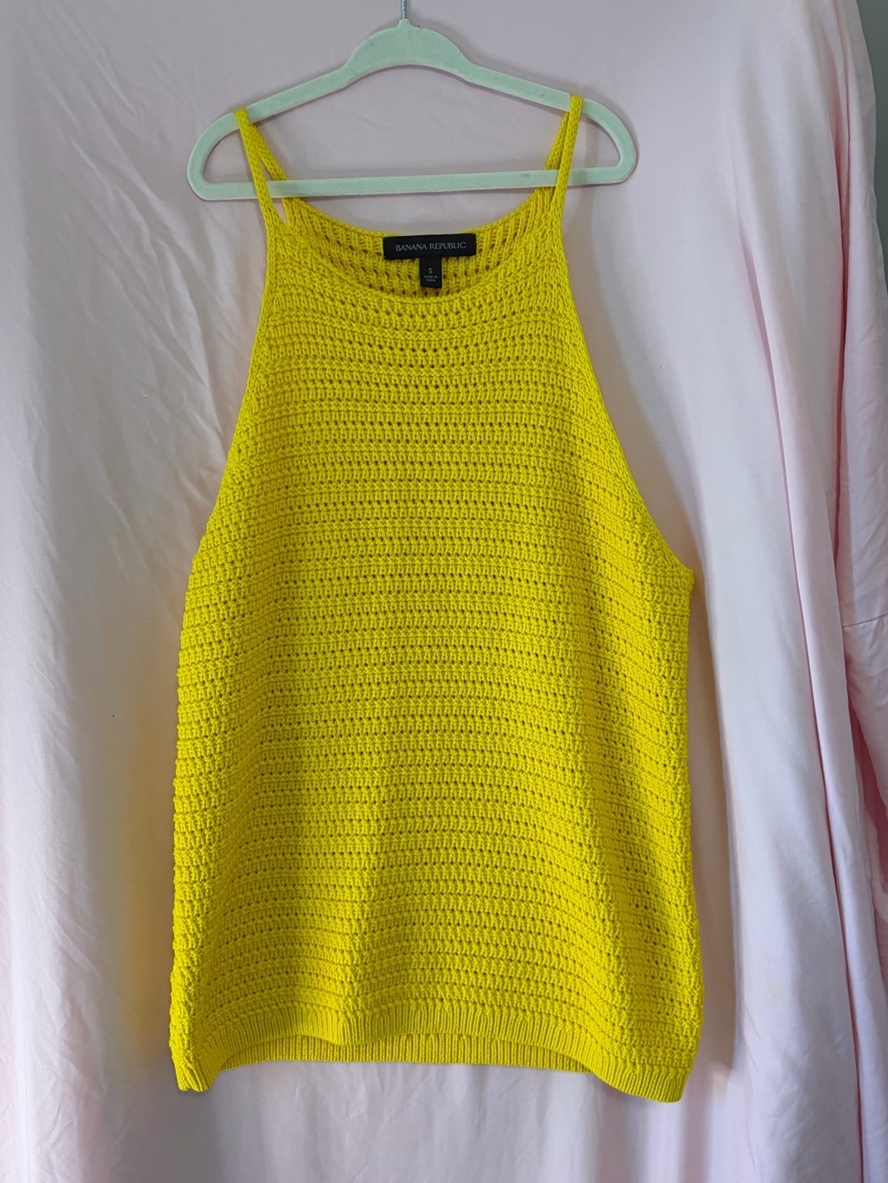 NWOT Banana Republic Bright Yellow Crochet Halter Tank size small